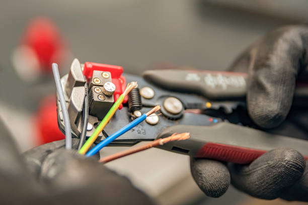 Best Electrician for Home Renovation  in Crosspointe, VA